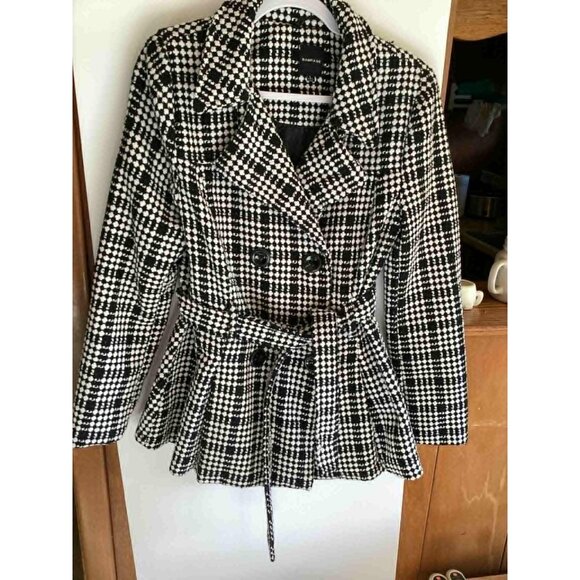 Rampage Black and White Plaid Jacket - Picture 1 of 3